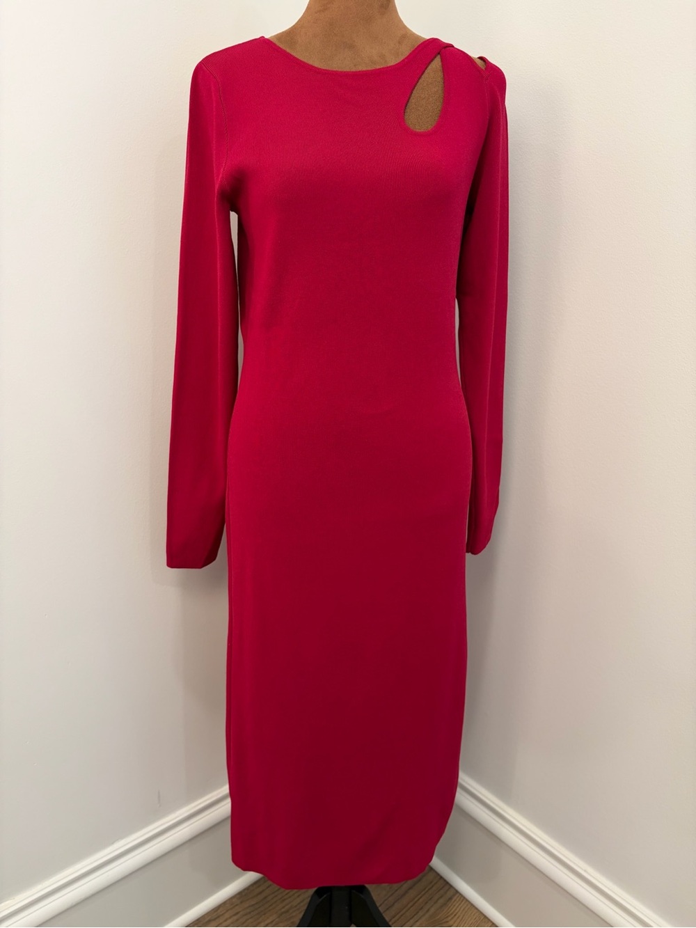 Elie Tahari Teardrop Shoulder Cutout Midi Sweater Dress in Deep Cerise, Sz Large